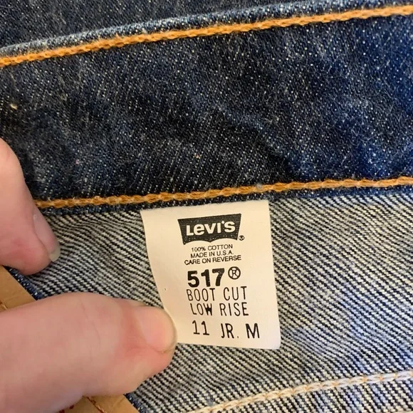 Vintage Levi’s 517 Boot Cut Low Rise Jeans.  Women’s size 11 Med.  Iregular. - Picture 6 of 6